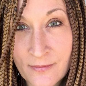 Meet your Posher, Jen